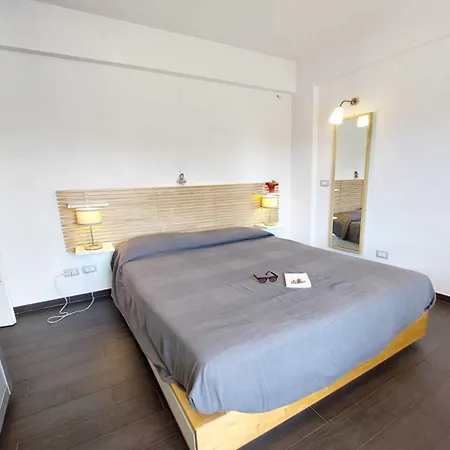 Apartment Vicere With Ac And Wi-fi - Happy
