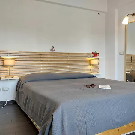 Apartment Vicere With Ac And Wi-fi - Happy