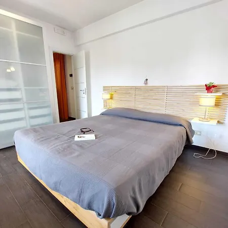Vicere With Ac And Wi-fi - Happy